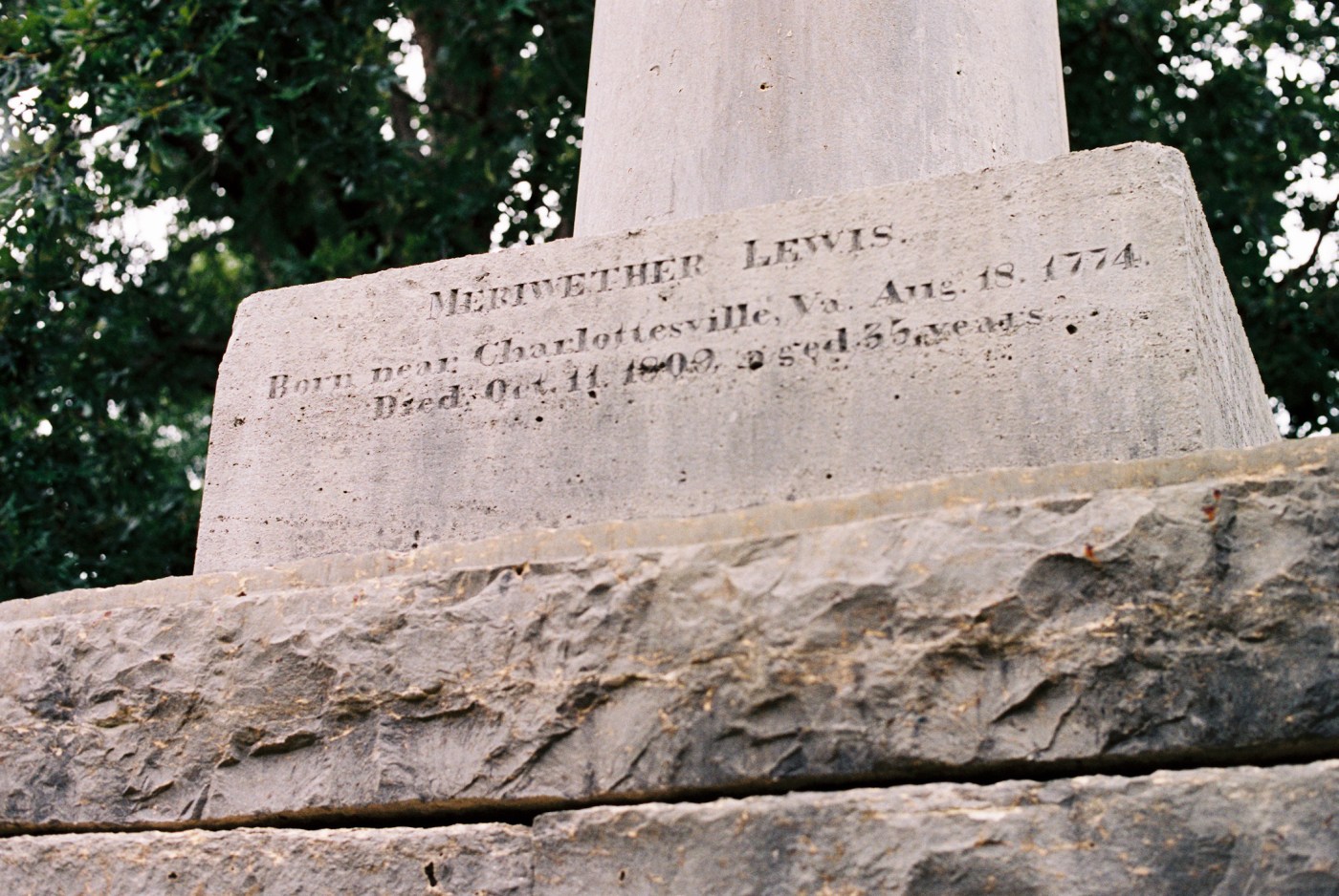 Tomb marker for Meriwether Lewis